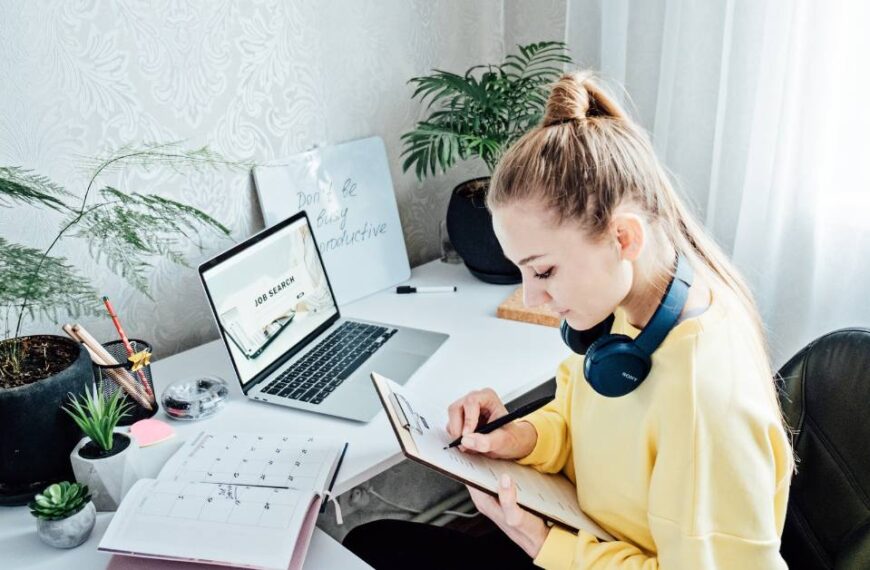 cv i linkedin – jak wyróżnić się na rynku pracy główne